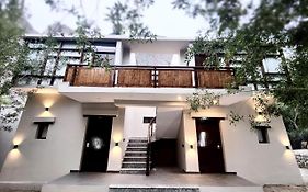 Desert Oasis Camp And Resort